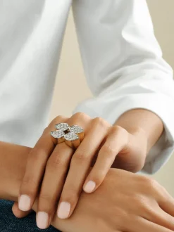 David Webb Rings*Quadrant Pear Ring
