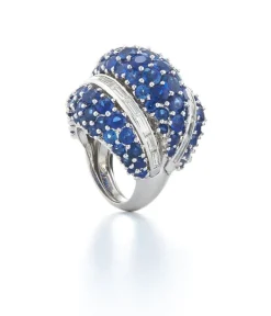 David Webb Rings*Triple Dome Ring, Sapphire